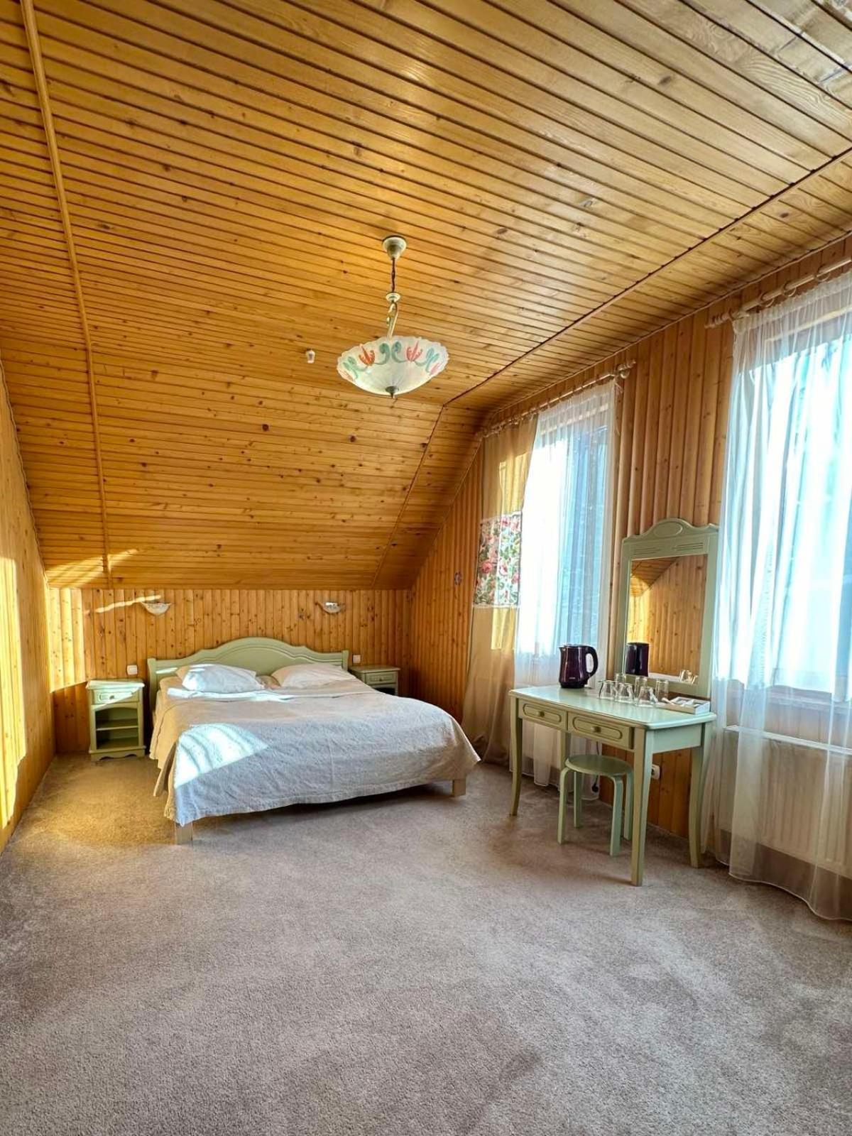 Lavanda Country Club Tatariv Kültér fotó