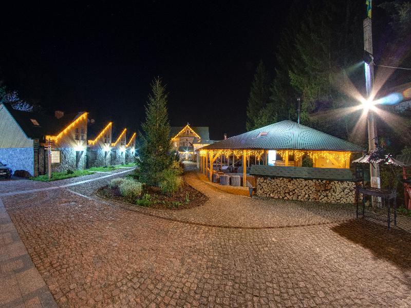 Lavanda Country Club Hotel Tatariv Kültér fotó