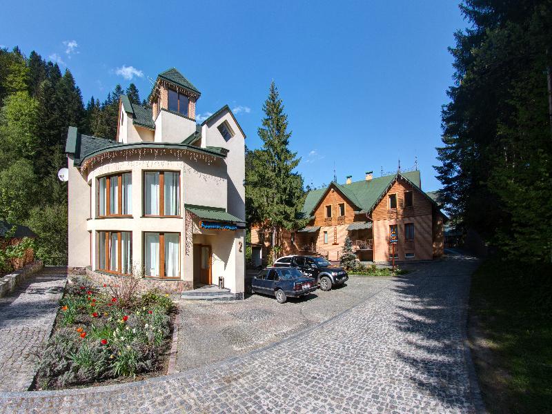 Lavanda Country Club Tatariv Kültér fotó