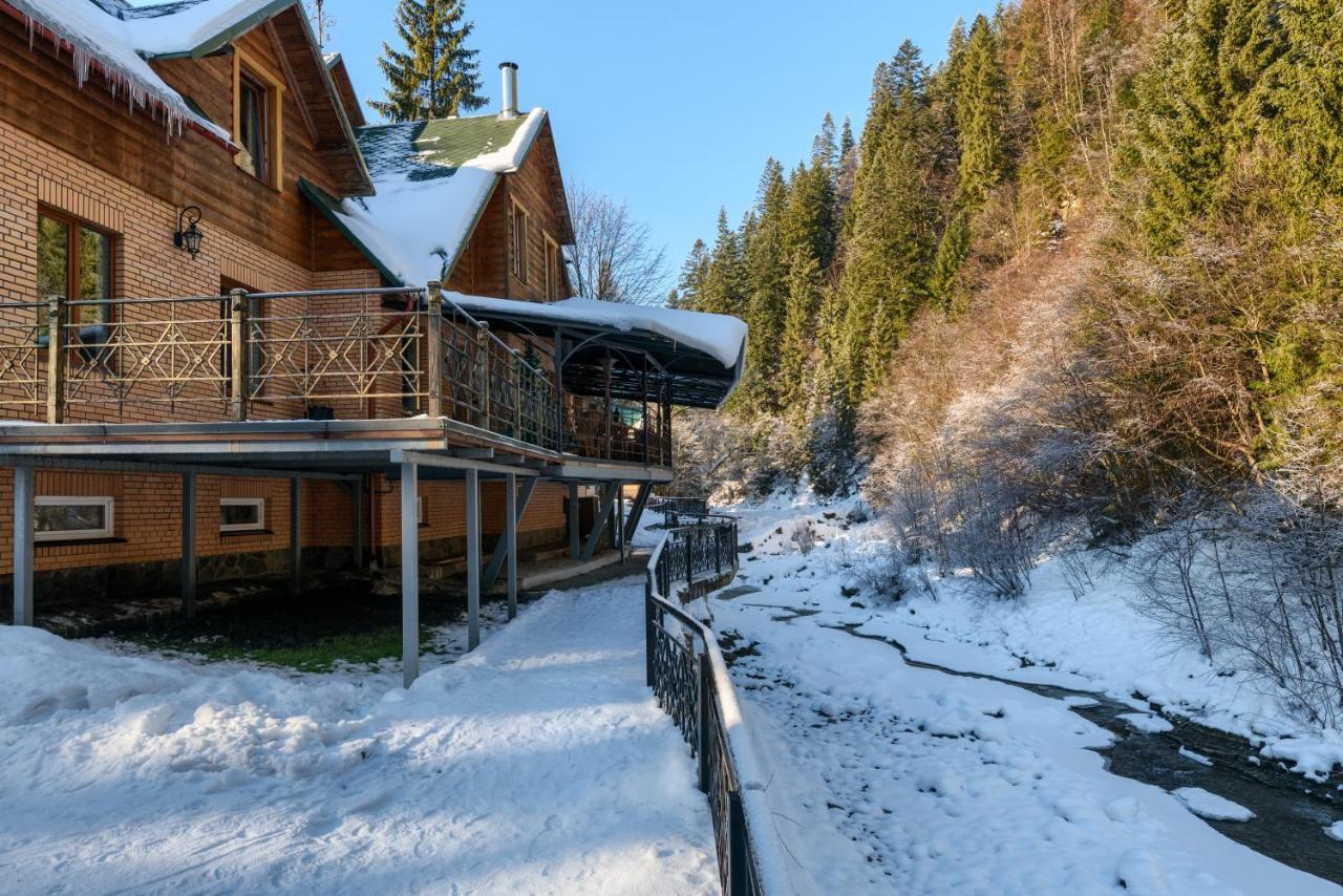 Lavanda Country Club Hotel Tatariv Kültér fotó