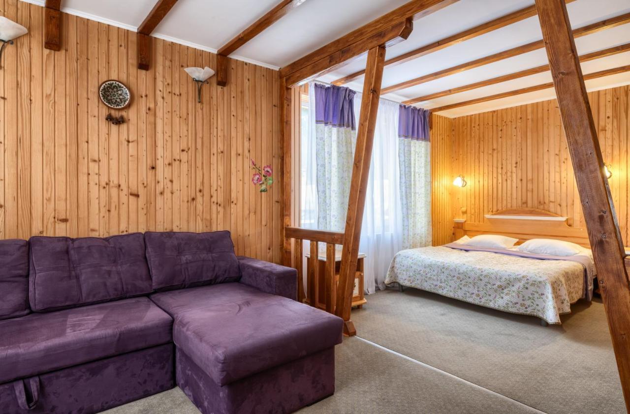 Lavanda Country Club Tatariv Kültér fotó